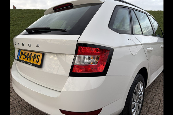 Škoda Fabia Combi 1.0 TSI Active BTW Auto | Apple Carplay | Lederen multifunct. Stuur | Airco