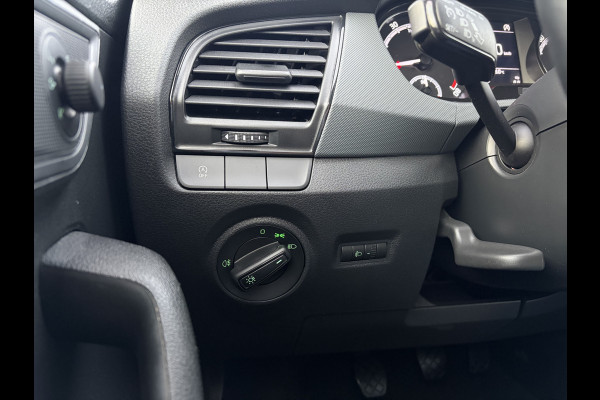 Škoda Fabia Combi 1.0 TSI Active BTW Auto | Apple Carplay | Lederen multifunct. Stuur | Airco