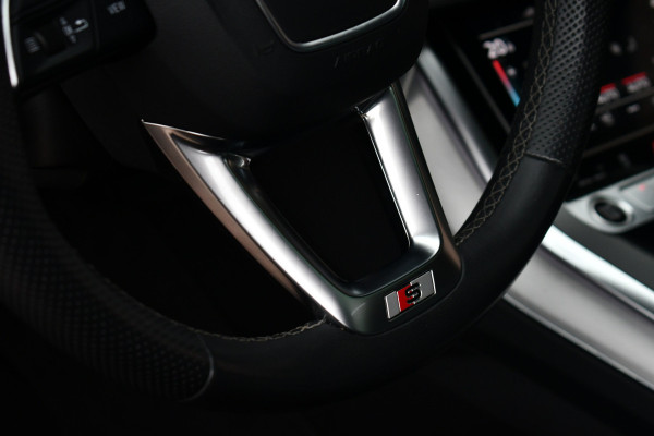 Audi Q7 55 TFSI e quattro S-Line Pano 22inch Contourzetels Luchtv