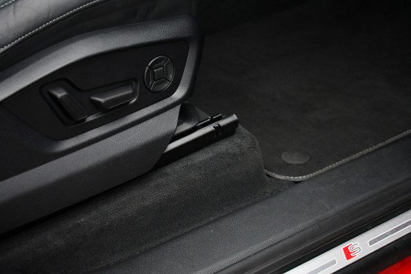 Audi Q7 55 TFSI e quattro S-Line Pano 22inch Contourzetels Luchtv