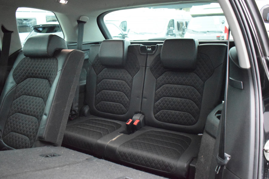 Škoda Kodiaq 1.5 TSI Business Edition 7p. | Trekhaak | Half Leer | Stoelverw. | Virtual | CarPlay