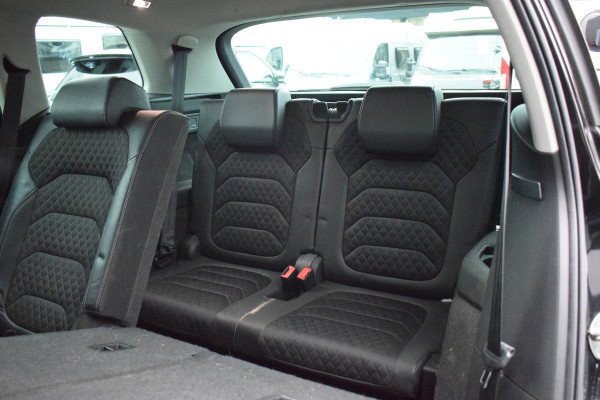 Škoda Kodiaq 1.5 TSI Business Edition 7p. | Trekhaak | Half Leer | Stoelverw. | Virtual | CarPlay