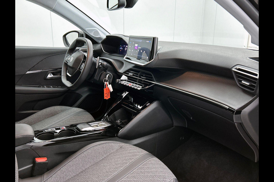 Peugeot 208 1.2 Hybrid 100PK Automaat Allure Navigatie Apple Carplay/Android Auto Airco Parkeer sensoren Cruise Control Lichtmetalen Velgen