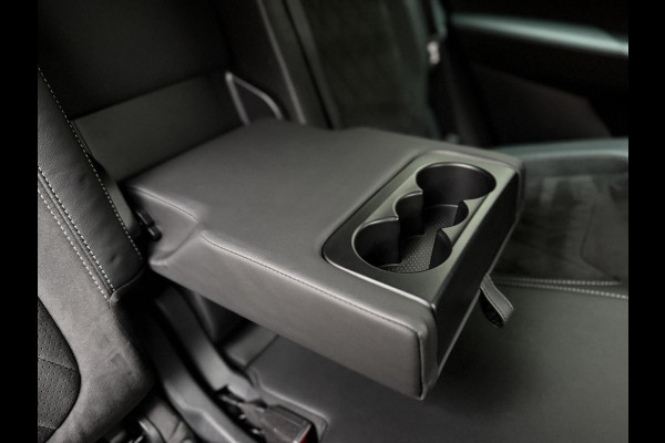 Škoda Kodiaq 1.5 TSI Sportline Automaat | Trekhaak uitklapbaar | Navigatiesysteem | Stoelverwarming | Stuurverwarming | Getint glas | Cruise