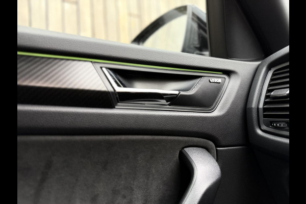 Škoda Kodiaq 1.5 TSI Sportline Automaat | Trekhaak uitklapbaar | Navigatiesysteem | Stoelverwarming | Stuurverwarming | Getint glas | Cruise