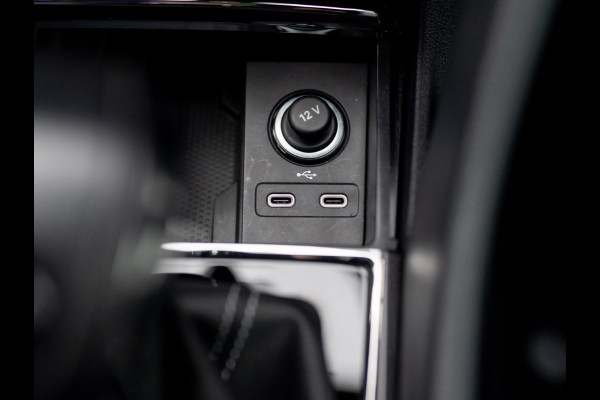 Škoda Karoq 1.5 TSI ACT Sportline Business | Camera | 19'' | Adapt. Cr. | Elk. A-klep | Keyless | Stoel & Stuur verw. | Prijs Rijklaar!!