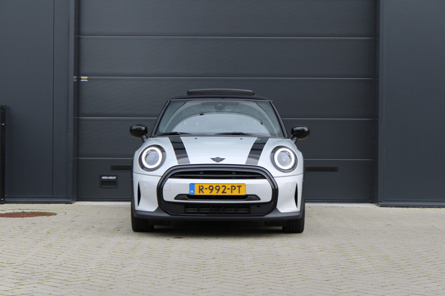 MINI Mini 1.5 Cooper Camden Plus Edition | NAP | PANO | HUD | H&K | CAMERA | CARPLAY | STOELVERW |
