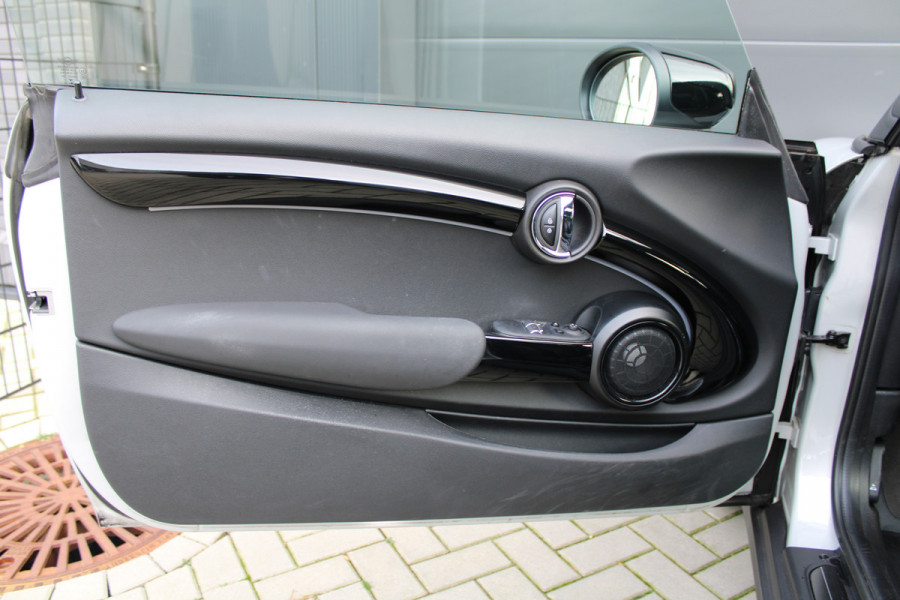 MINI Mini 1.5 Cooper Camden Plus Edition | NAP | PANO | HUD | H&K | CAMERA | CARPLAY | STOELVERW |