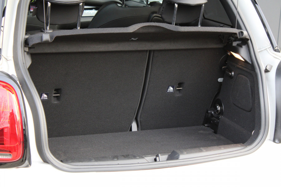 MINI Mini 1.5 Cooper Camden Plus Edition | NAP | PANO | HUD | H&K | CAMERA | CARPLAY | STOELVERW |