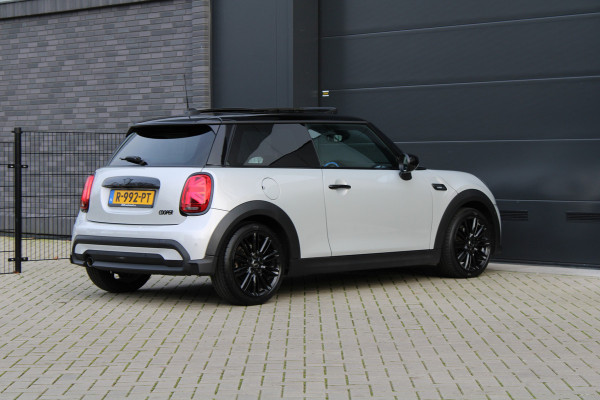 MINI Mini 1.5 Cooper Camden Plus Edition | NAP | PANO | HUD | H&K | CAMERA | CARPLAY | STOELVERW |