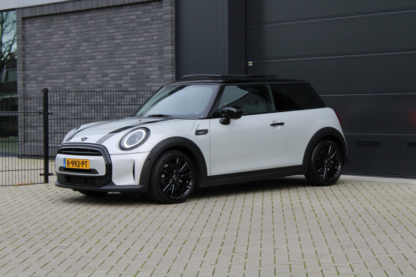 MINI Mini 1.5 Cooper Camden Plus Edition | NAP | PANO | HUD | H&K | CAMERA | CARPLAY | STOELVERW |