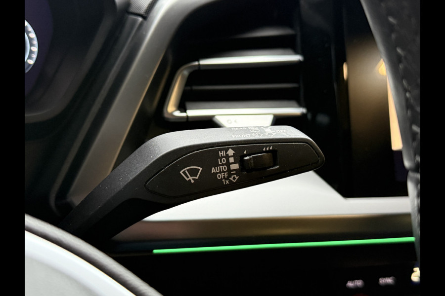 Audi Q4 e-tron 40 Launch edition Advanced Plus 77 kWh | Panoramadak | Lederen sportstoelen | Sonos | Adaptive cruise