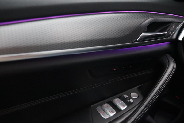 BMW 5 Serie 520i M Sport / PANO / 2X MEMORY / NAP / CAMERA / DEALER SERVICE!