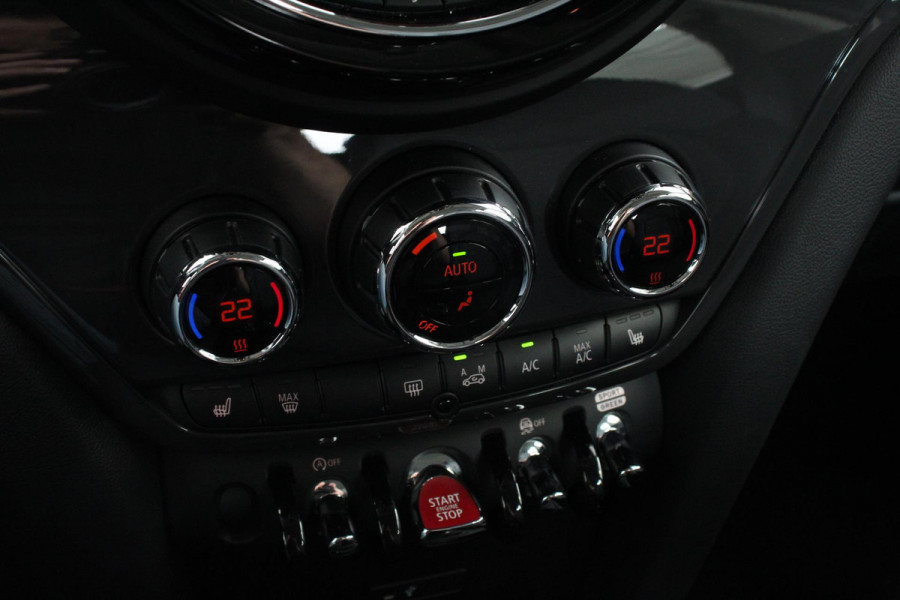 MINI Countryman 1.5 Automaat Cooper Chili | Navigatie | Climate control | Cruise control | Lichtmetalen velgen | Parkeer Sensoren