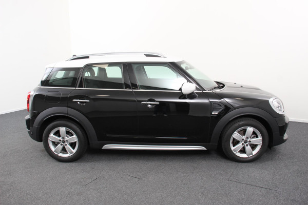 MINI Countryman 1.5 Automaat Cooper Chili | Navigatie | Climate control | Cruise control | Lichtmetalen velgen | Parkeer Sensoren