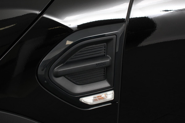 MINI Countryman 1.5 Automaat Cooper Chili | Navigatie | Climate control | Cruise control | Lichtmetalen velgen | Parkeer Sensoren