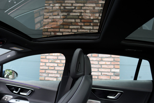 Mercedes-Benz EQE 300 Business Line 89 kWh | 41.000,- ex BTW | Luchtvering | Achterasbesturing | Burmester | Panoramadak | Distronic+ | Leder | Memory | Stuurwiel Verwarmd | Digital Light | Keyless Go |