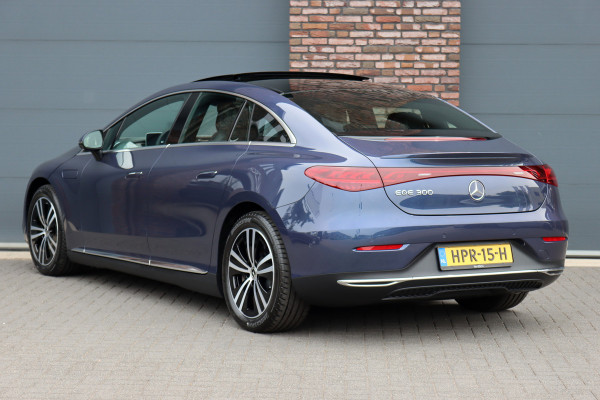 Mercedes-Benz EQE 300 Business Line 89 kWh | 41.000,- ex BTW | Luchtvering | Achterasbesturing | Burmester | Panoramadak | Distronic+ | Leder | Memory | Stuurwiel Verwarmd | Digital Light | Keyless Go |