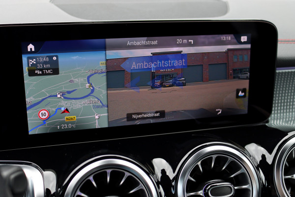 Mercedes-Benz EQB 350 4MATIC AMG Line 67 kWh | Widescreen | Dodehoekassistent | Augmented Reality | Camera | Sfeerverlichting | Zitcomfortpakket | High Perf. LED |