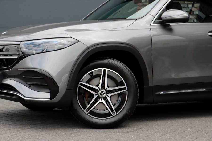 Mercedes-Benz EQB 350 4MATIC AMG Line 67 kWh | Widescreen | Dodehoekassistent | Augmented Reality | Camera | Sfeerverlichting | Zitcomfortpakket | High Perf. LED |