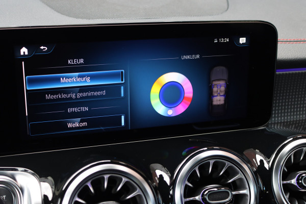 Mercedes-Benz EQB 350 4MATIC AMG Line 67 kWh | Widescreen | Dodehoekassistent | Augmented Reality | Camera | Sfeerverlichting | Zitcomfortpakket | High Perf. LED |