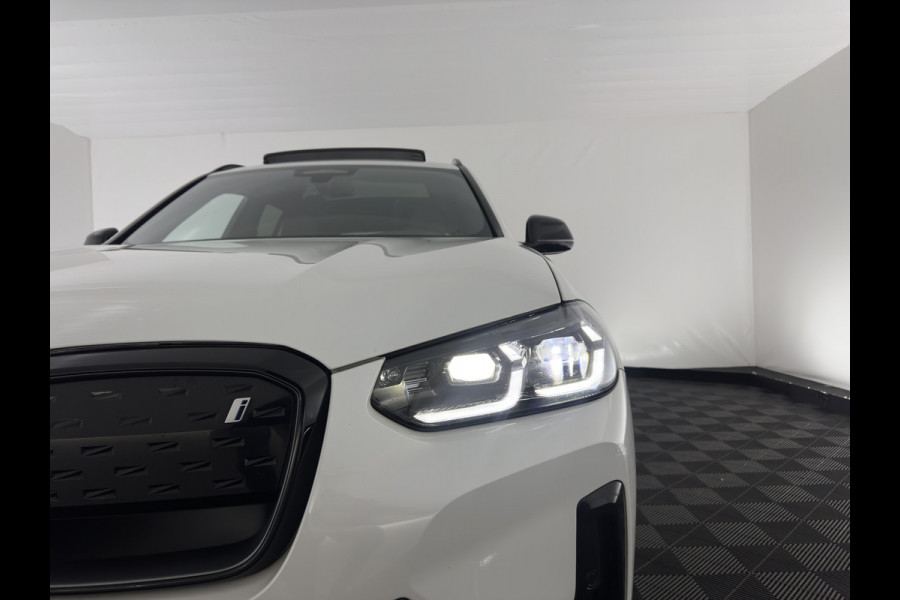 BMW iX3 High Executive 80 kWh (INCL-BTW) *PANO | HEAD-UP | ADAPTIVE-CRUISE | BLIND-SPOT | LUXURY-LEATHER | FULL-LED |  MEMORY-PACK | DIGI-COCKPIT | NAVI-FULLMAP | TOWBAR | 20''