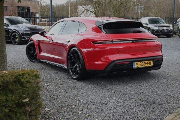 Porsche Taycan Cross Turismo 4 GTS Pakket | Garantie 01-2028 | 1e Eigenaar | Vossen | BOSE