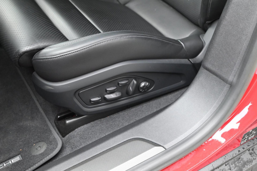 Porsche Taycan Cross Turismo 4 GTS Pakket | Garantie 01-2028 | 1e Eigenaar | Vossen | BOSE