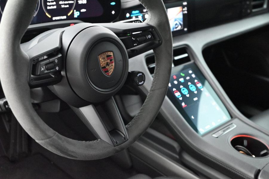 Porsche Taycan Cross Turismo 4 GTS Pakket | Garantie 01-2028 | 1e Eigenaar | Vossen | BOSE