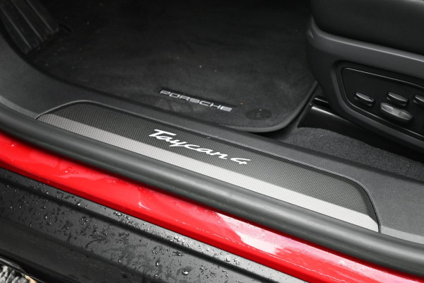 Porsche Taycan Cross Turismo 4 GTS Pakket | Garantie 01-2028 | 1e Eigenaar | Vossen | BOSE