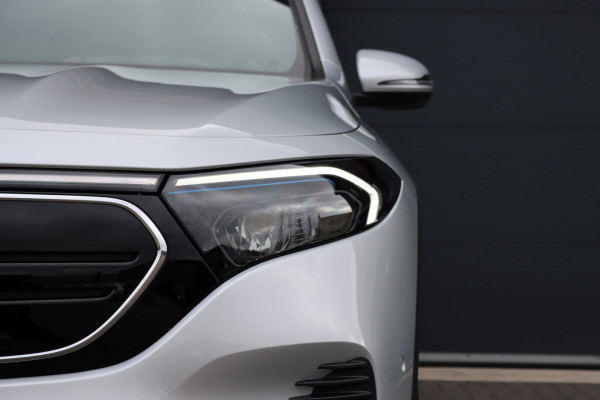 Mercedes-Benz EQB 300 4MATIC Luxury Line 67 kWh | Dodehoekassistent | Camera | Vario-achterbank | Apple Carplay/Android Auto | High Perf. LED | Zitcomfortpakket | Stoelverwarming |