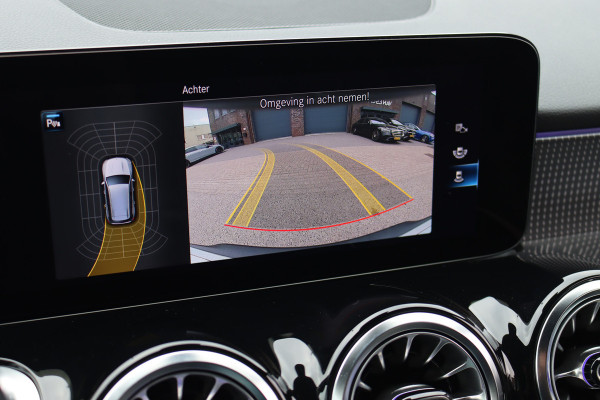 Mercedes-Benz EQB 300 4MATIC Luxury Line 67 kWh | Dodehoekassistent | Camera | Vario-achterbank | Apple Carplay/Android Auto | High Perf. LED | Zitcomfortpakket | Stoelverwarming |