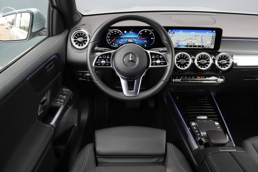 Mercedes-Benz EQB 300 4MATIC Luxury Line 67 kWh | Dodehoekassistent | Camera | Vario-achterbank | Apple Carplay/Android Auto | High Perf. LED | Zitcomfortpakket | Stoelverwarming |