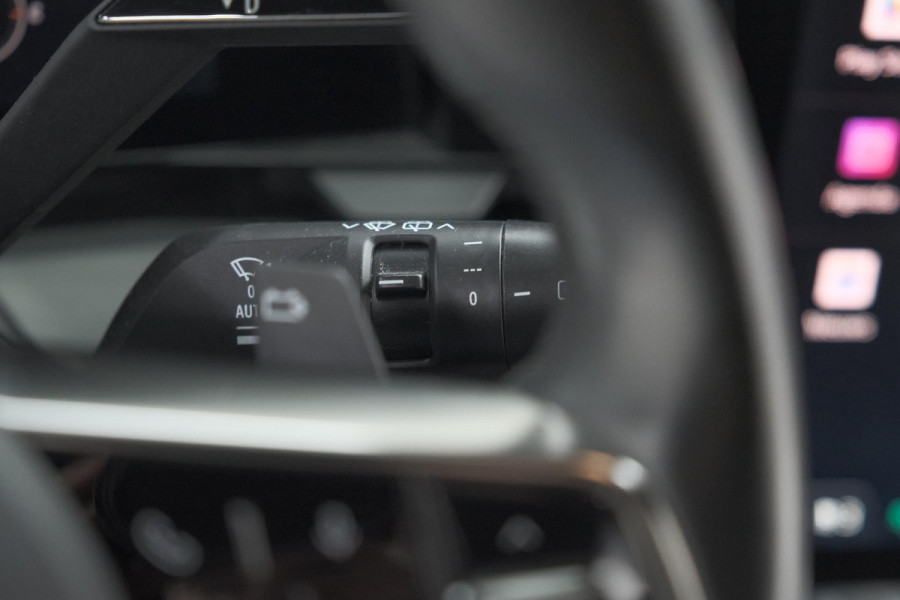 Renault Mégane E-Tech EV40 Boost Charge Techno | Camera | Pack Winter | Apple Carplay