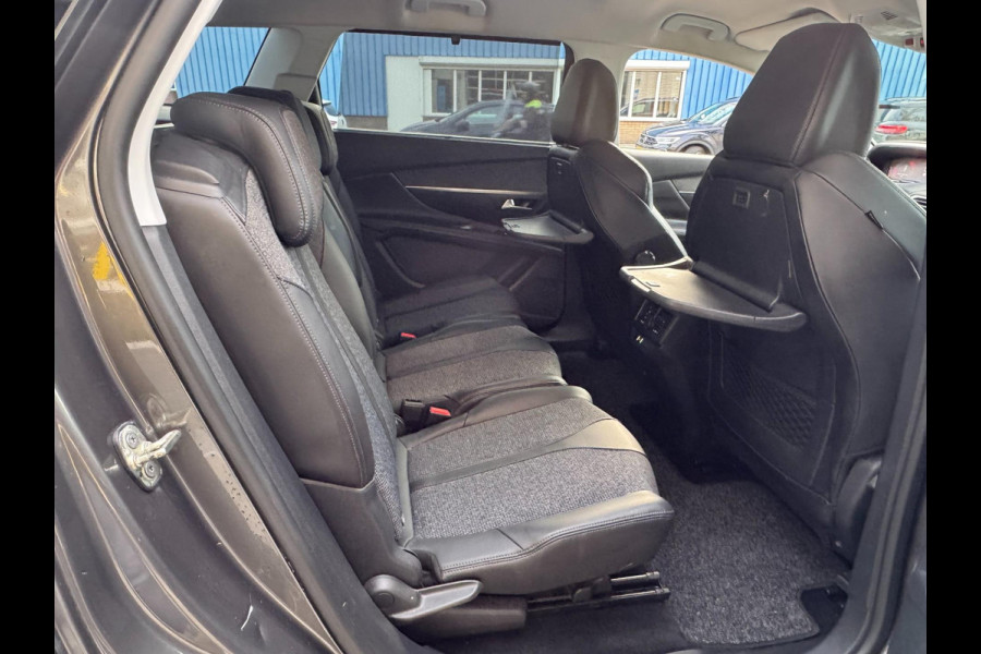 Peugeot 5008 1.2 PureTech Blue Lease Premium 7 Pers. uitvoering I Navigatie / Apple CarPlay I Airco I LED I PDC I Nwe APK 09-2027