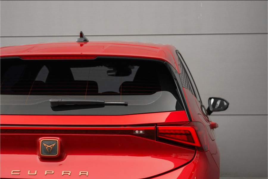 CUPRA Born Essential 62 kWh CarPlay Camera ACC