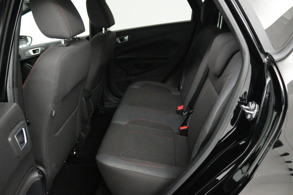 Ford Fiesta 1.0 EcoBoost ST Line (CRUISE CONTROL, NAVIGATIE, PARKEERSENSOREN, BLUETOOTH)