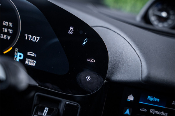 Porsche Taycan Cross Turismo 4 93 kWh - 1e eig | Origineel NL | Sport Chrono + | Panorama | Memory