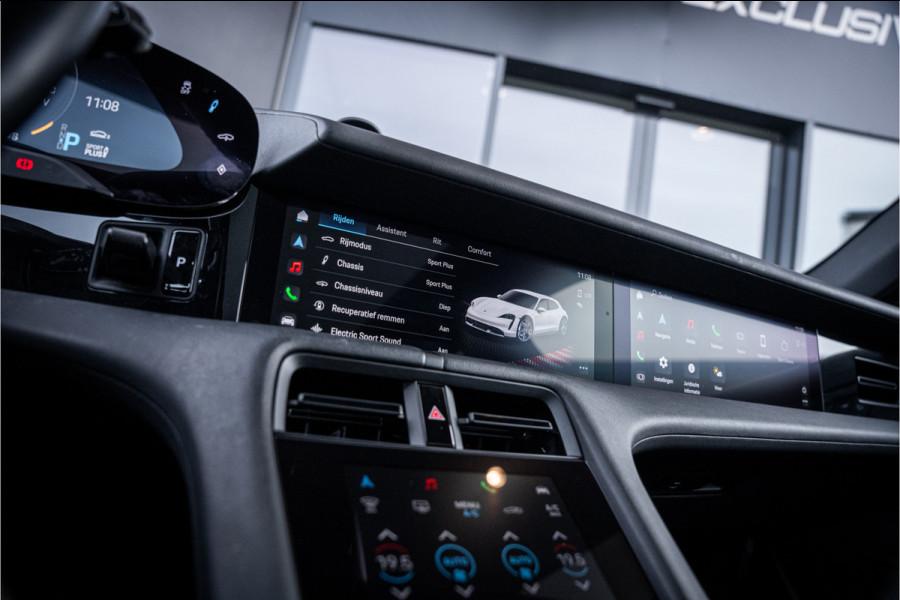 Porsche Taycan Cross Turismo 4 93 kWh - 1e eig | Origineel NL | Sport Chrono + | Panorama | Memory