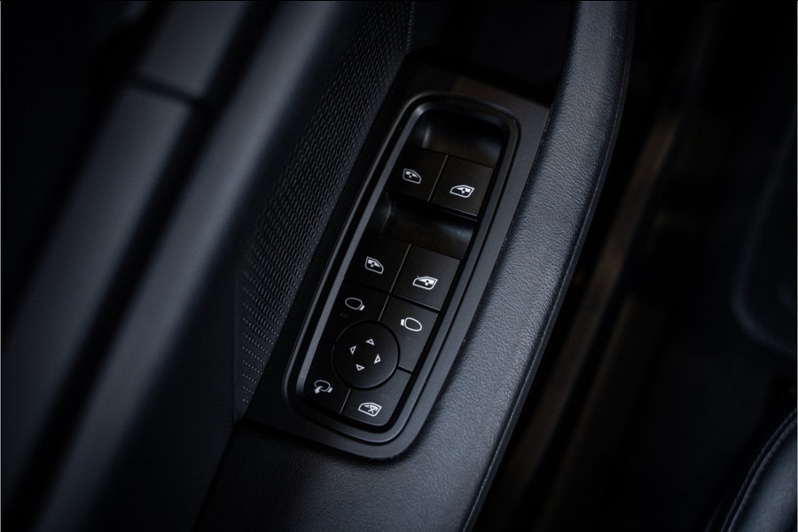 Porsche Taycan Cross Turismo 4 93 kWh - 1e eig | Origineel NL | Sport Chrono + | Panorama | Memory