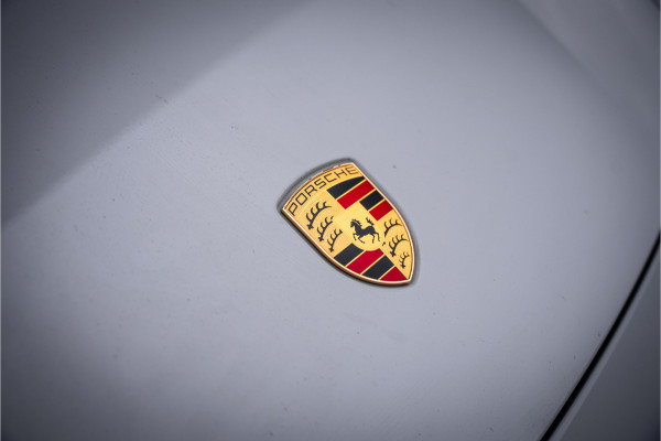 Porsche Taycan Cross Turismo 4 93 kWh - 1e eig | Origineel NL | Sport Chrono + | Panorama | Memory