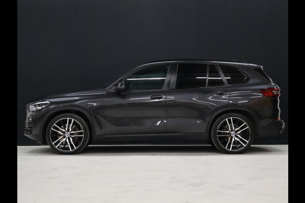BMW X5 xDrive45e M Sport [MEMORY SEATS, APPLE CARPLAY, ANDROID AUTO, 360 CAMERA, PDC V+A, HUD, ADAPTIVE CRUISE CONTROL, SFEERVERLICHTING, STUURVERWARMING, STOELVERWARMING V+A, NIEUWSTAAT]