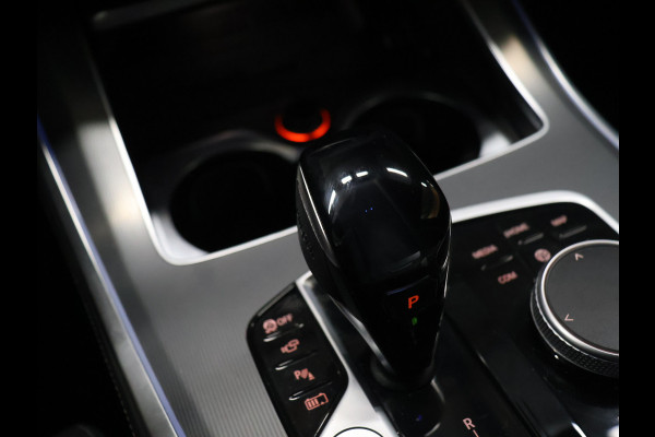 BMW X5 xDrive45e M Sport [MEMORY SEATS, APPLE CARPLAY, ANDROID AUTO, 360 CAMERA, PDC V+A, HUD, ADAPTIVE CRUISE CONTROL, SFEERVERLICHTING, STUURVERWARMING, STOELVERWARMING V+A, NIEUWSTAAT]