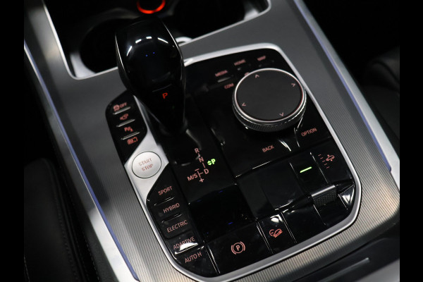 BMW X5 xDrive45e M Sport [MEMORY SEATS, APPLE CARPLAY, ANDROID AUTO, 360 CAMERA, PDC V+A, HUD, ADAPTIVE CRUISE CONTROL, SFEERVERLICHTING, STUURVERWARMING, STOELVERWARMING V+A, NIEUWSTAAT]