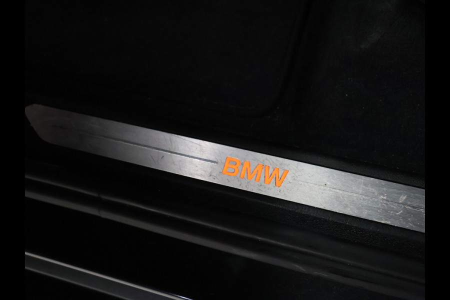 BMW X5 xDrive45e M Sport [MEMORY SEATS, APPLE CARPLAY, ANDROID AUTO, 360 CAMERA, PDC V+A, HUD, ADAPTIVE CRUISE CONTROL, SFEERVERLICHTING, STUURVERWARMING, STOELVERWARMING V+A, NIEUWSTAAT]