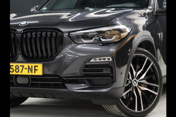 BMW X5 xDrive45e M Sport [MEMORY SEATS, APPLE CARPLAY, ANDROID AUTO, 360 CAMERA, PDC V+A, HUD, ADAPTIVE CRUISE CONTROL, SFEERVERLICHTING, STUURVERWARMING, STOELVERWARMING V+A, NIEUWSTAAT]