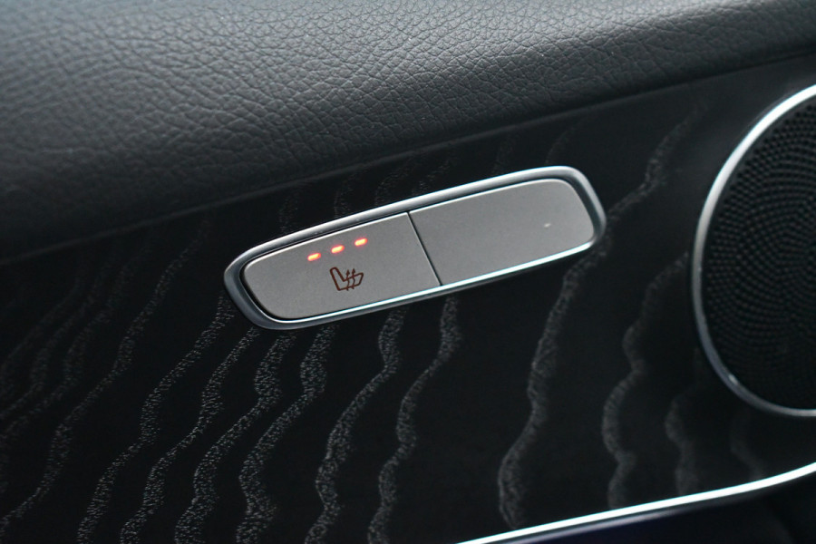 Mercedes-Benz GLC 200 4matic AMG line Trekhaak Night 20inch