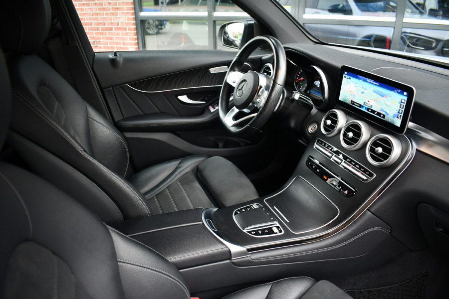 Mercedes-Benz GLC 200 4matic AMG line Trekhaak Night 20inch