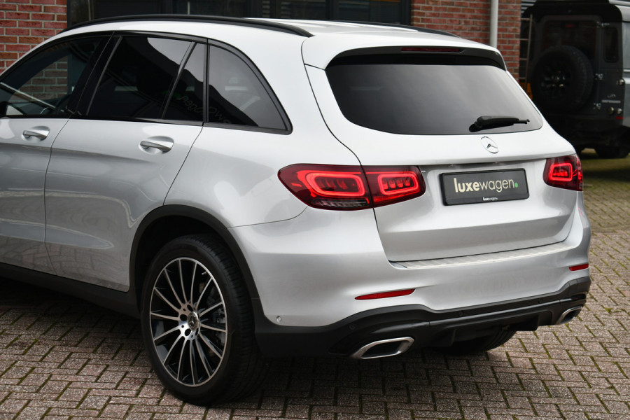 Mercedes-Benz GLC 200 4matic AMG line Trekhaak Night 20inch