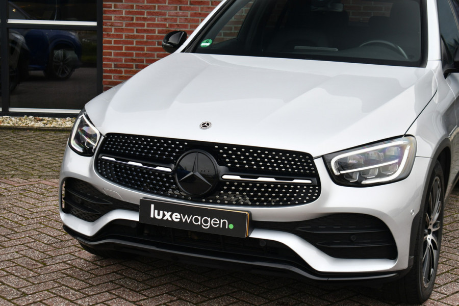 Mercedes-Benz GLC 200 4matic AMG line Trekhaak Night 20inch